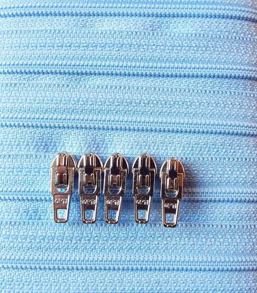 RV blau hell, 500 cm Kunststoff endlos Spirale 4mm