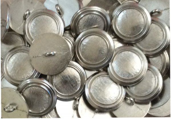 30 Uniformknöpfe 20 mm silber