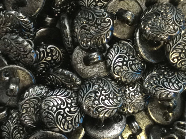 Knopf 11 mm altsilber