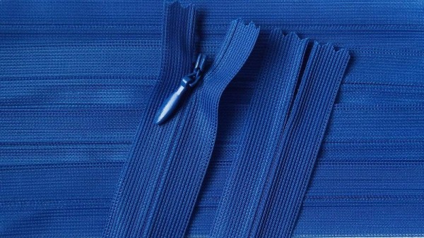 RV blau, 022 cm Kunststoff nahtverdeckt