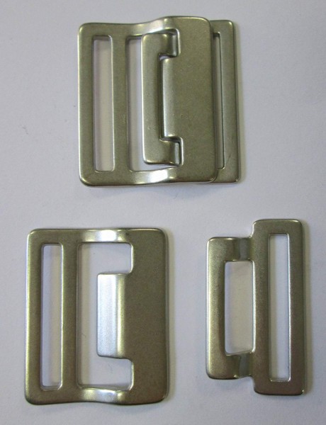 Bekleidungsverschluss silber 30 mm Stegbreite