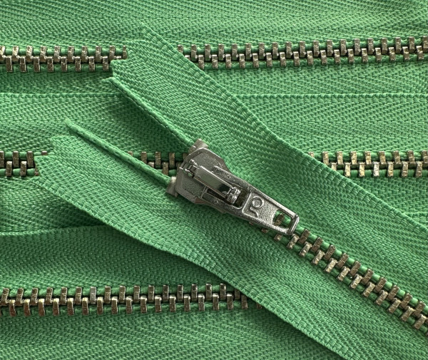 RV grün hell, 010 cm Metall nicht teilbar 4 mm Kette