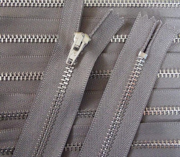 RV grau , 015 cm Metall nicht teilbar 4 mm Kette R