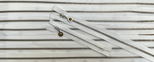 1 Set RV weiß, 065 cm Metall teilbar Spirale + 2 RV weiß, 016 cm nicht teilbar R