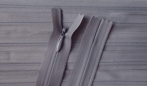 RV grau, 025 cm Kunststoff nahtverdeckt