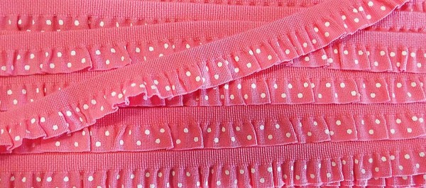 Rüsche pink gepunktet 10 mm
