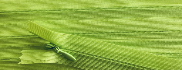 RV grün maigrün, 022 cm Kunststoff nahtverdeckt