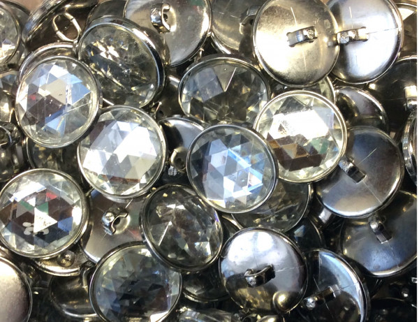 Strassknopf 16 mm silber