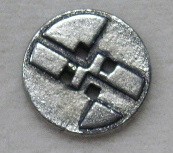 Knopf 22 mm alt silber