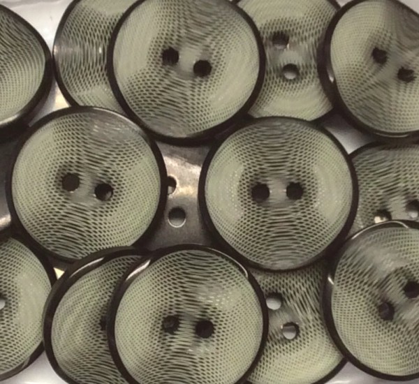 Knopf 18 mm schwarz/beige