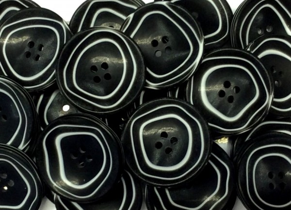 Knopf 23 mm schwarz mit weißen Linien