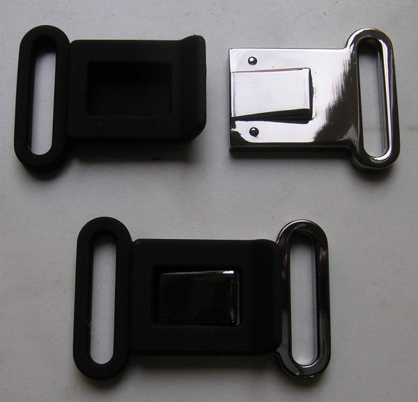 Bekleidungsverschluss antiksilber glänzend/schwarz Steg 39mm