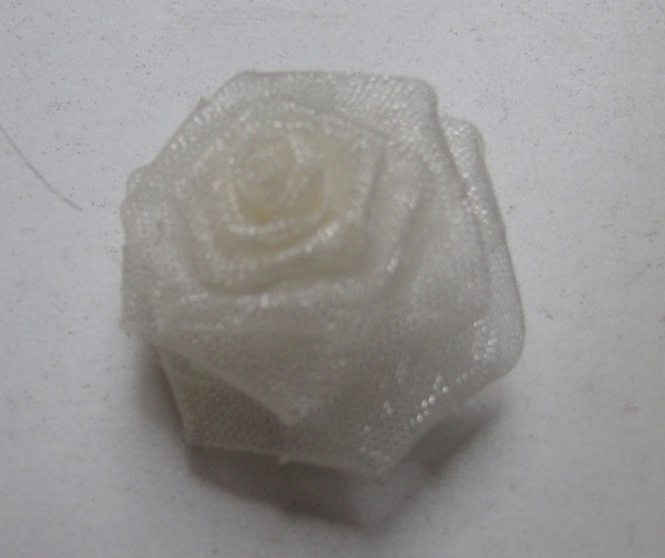 Organza-Blüte creme 22mm